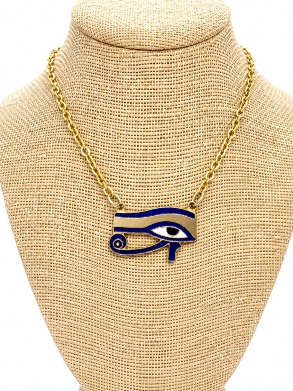 VINTAGE TALISMAN NECKLACE Eye Of Horus 1978 Egyptian Revival Enamel Choker
